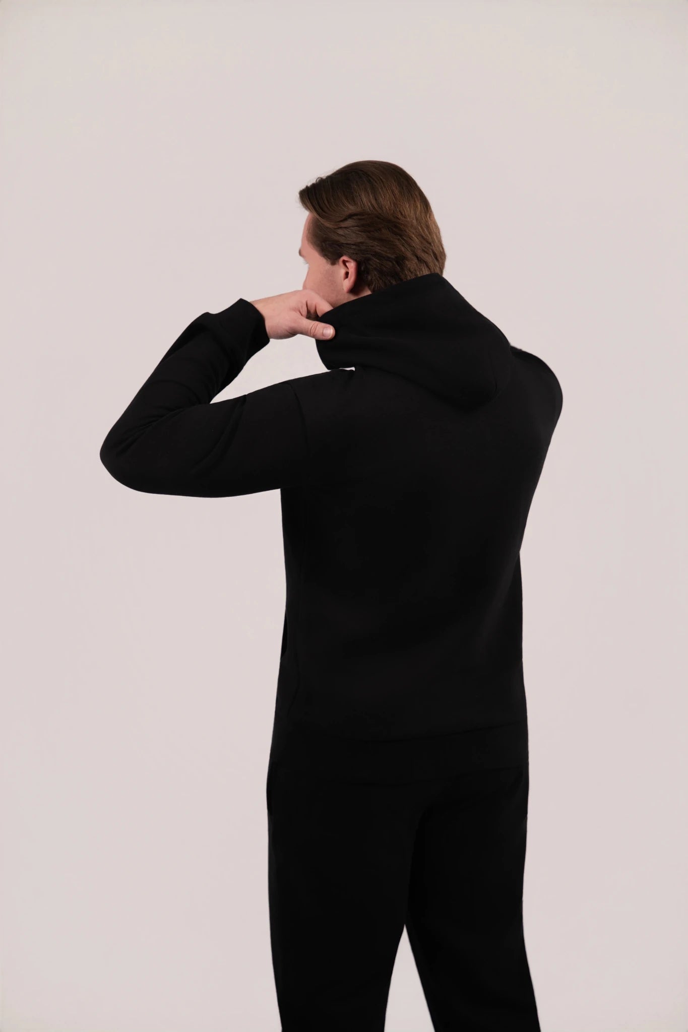 Essential Crewneck - HUNGRYTIGER