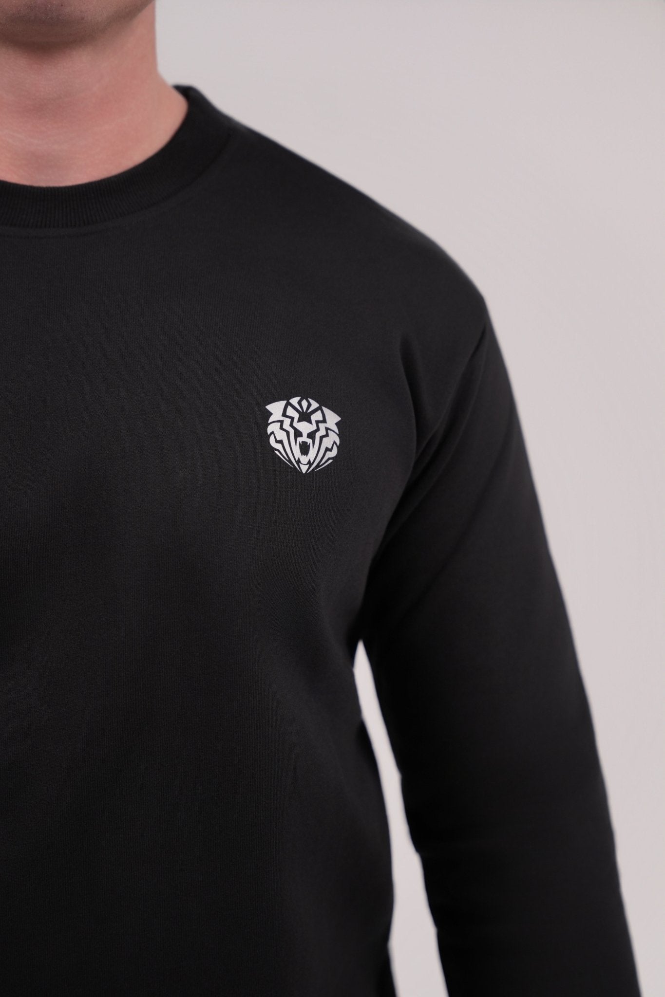 Essential Crewneck - HUNGRYTIGER