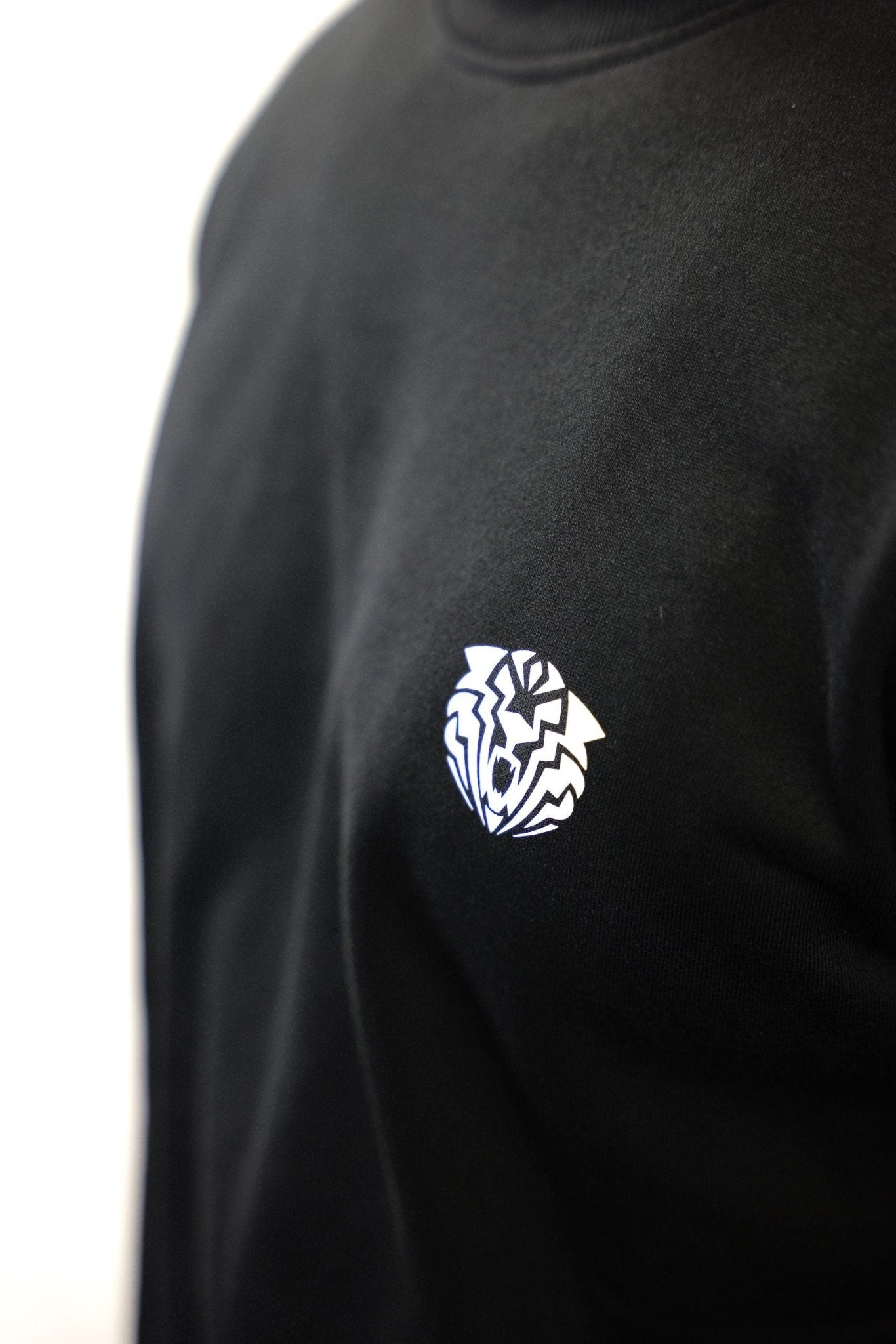 Essential Hoodie - HUNGRYTIGER