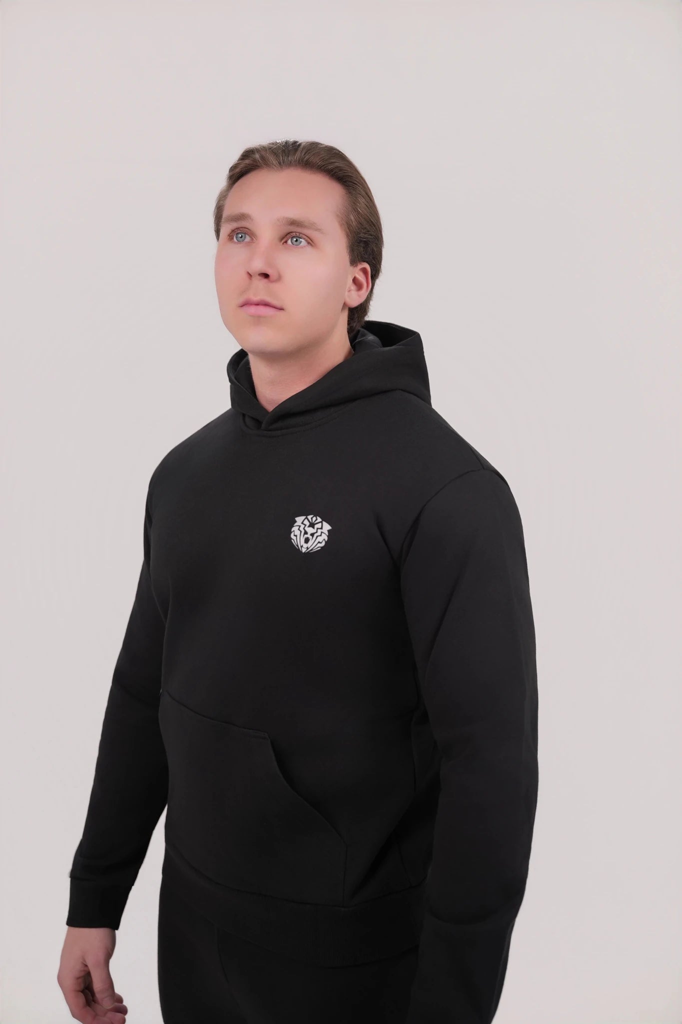 Essential Hoodie - HUNGRYTIGER